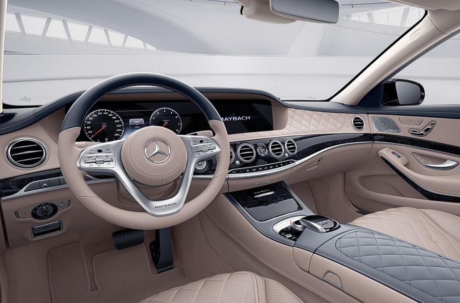 Торпедо Mercedes-Maybach S560 4Matic Grand Edition (X222) 2020 года  (фото 5 из 9)
